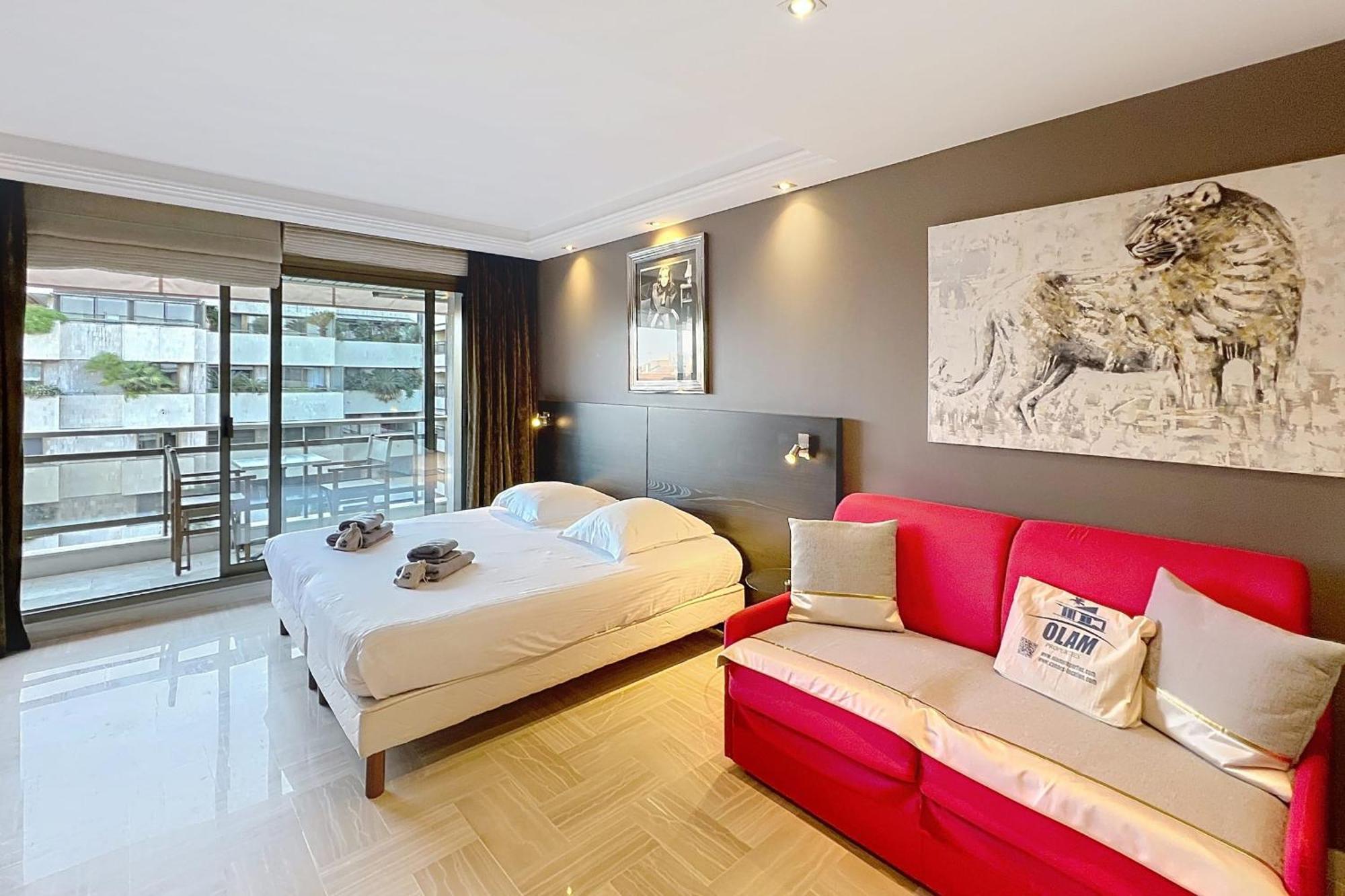 Appartement Gray D'albion Quiet Terrace Center Near Cannes